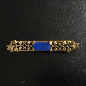 Gorgeous Antique Brooch Pin C Clasp Blue Stone Filagree Jewellry